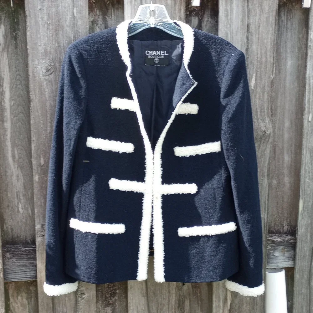 Chanel navy blue collarless jacket rare!